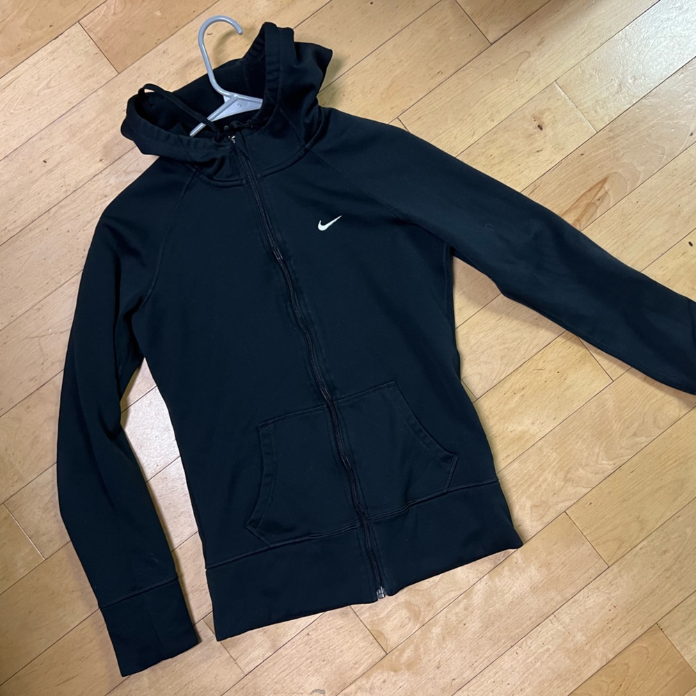 Women’s nike therma-fit  jacket